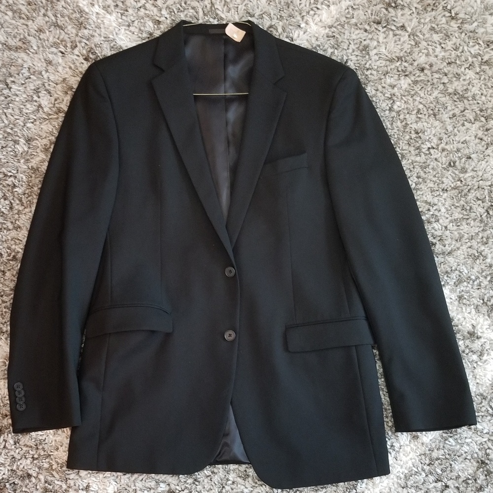 Modern Fit Kenneth Cole Suit: Black